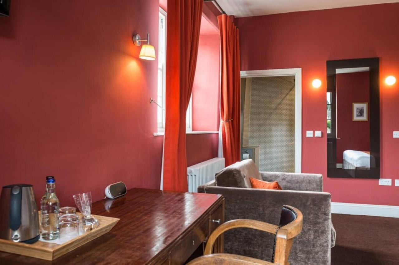 The Castle Inn Bradford-On-Avon Eksteriør bilde
