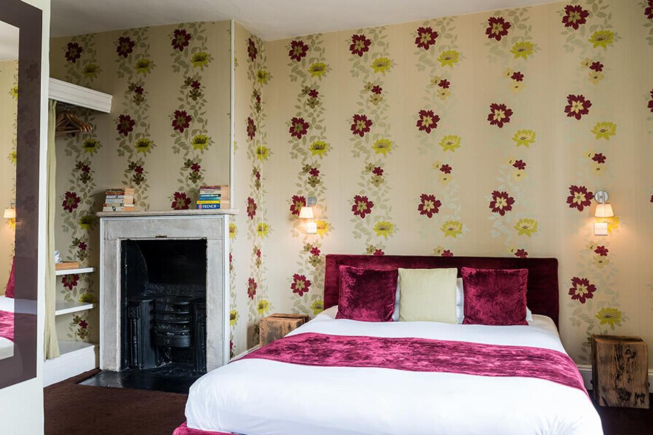 The Castle Inn Bradford-On-Avon Eksteriør bilde